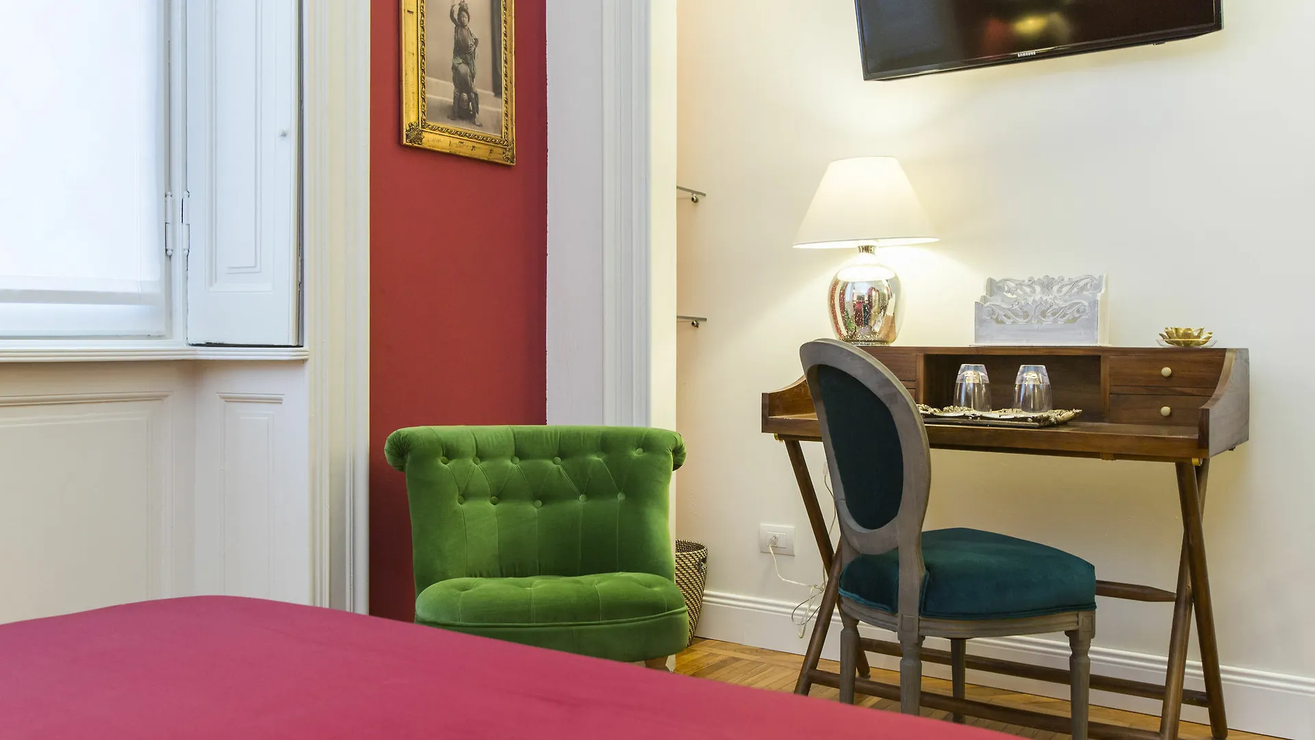 Household Settembrini Hotel Milano 3*,  Italien